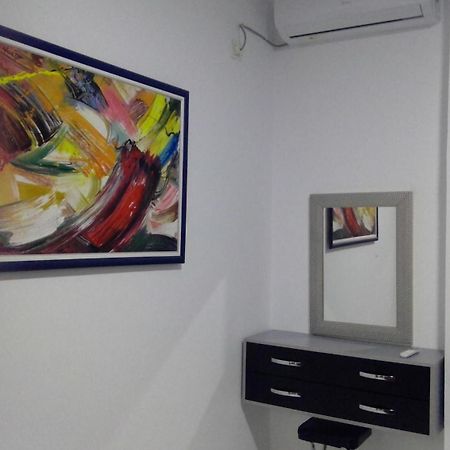 Merry'S Apartment Durres Exterior photo