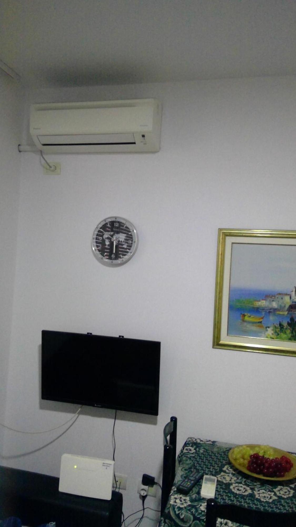 Merry'S Apartment Durres Exterior photo